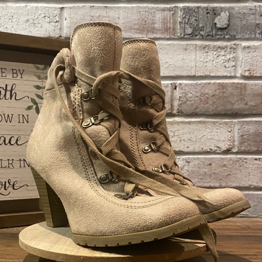 Decree Beige Lace-Up Heeled Boots-rp
